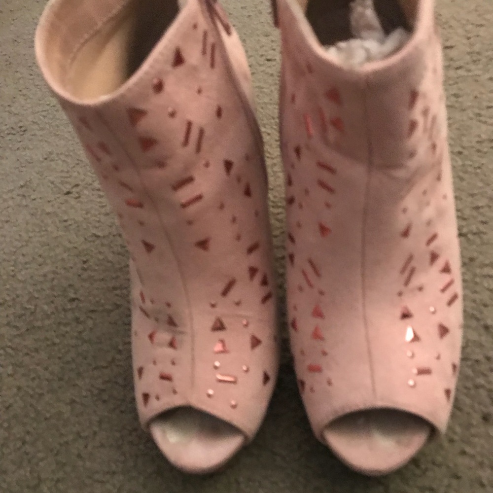 Platform Booties - Picture 3 of 4